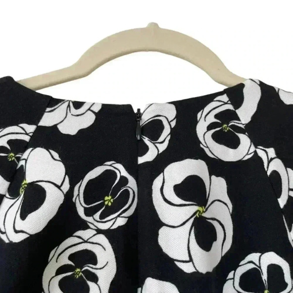 Joan Vass Black White Floral Top Size Medium Half Sleeves Crewneck Classic - Picture 5 of 7